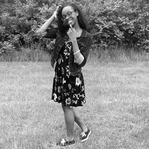 Meet your Posher, Danielle